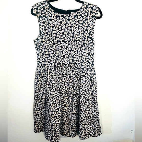 1901 Floral Print Dress! - Picture 3 of 7